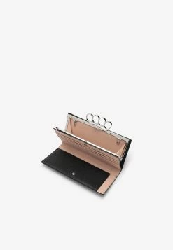 Alexander McQueen Four Ring Leather Clutch Black 9 Alexander McQueen Four Ring Leather Clutch Black -Cheap TOP-HANDLE-BAGS Store 708145DYTUY L ALEXQ 1000.f